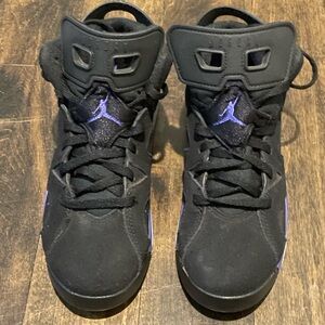 Jordan 6 Retro(PS)
Size 2.5 Y